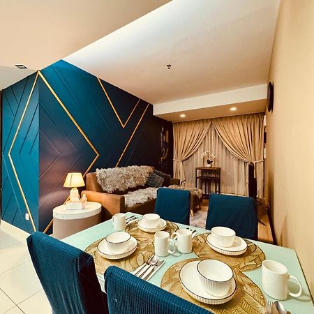 Riverside Opulent Nights At Sky Hotel 亞庇 外观 照片