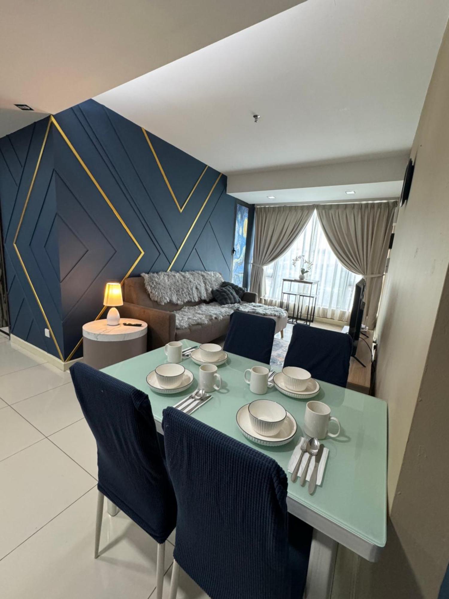 Riverside Opulent Nights At Sky Hotel 亞庇 外观 照片